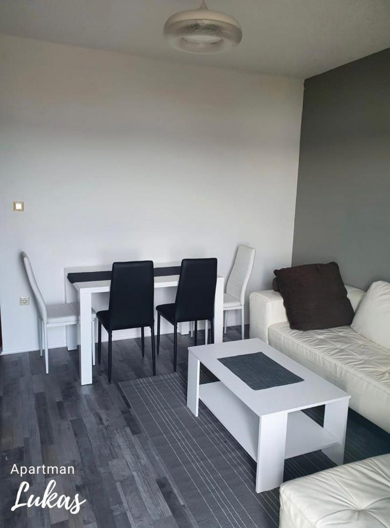 Apartmani Mazzarolli Jadranovo Pokój zdjęcie