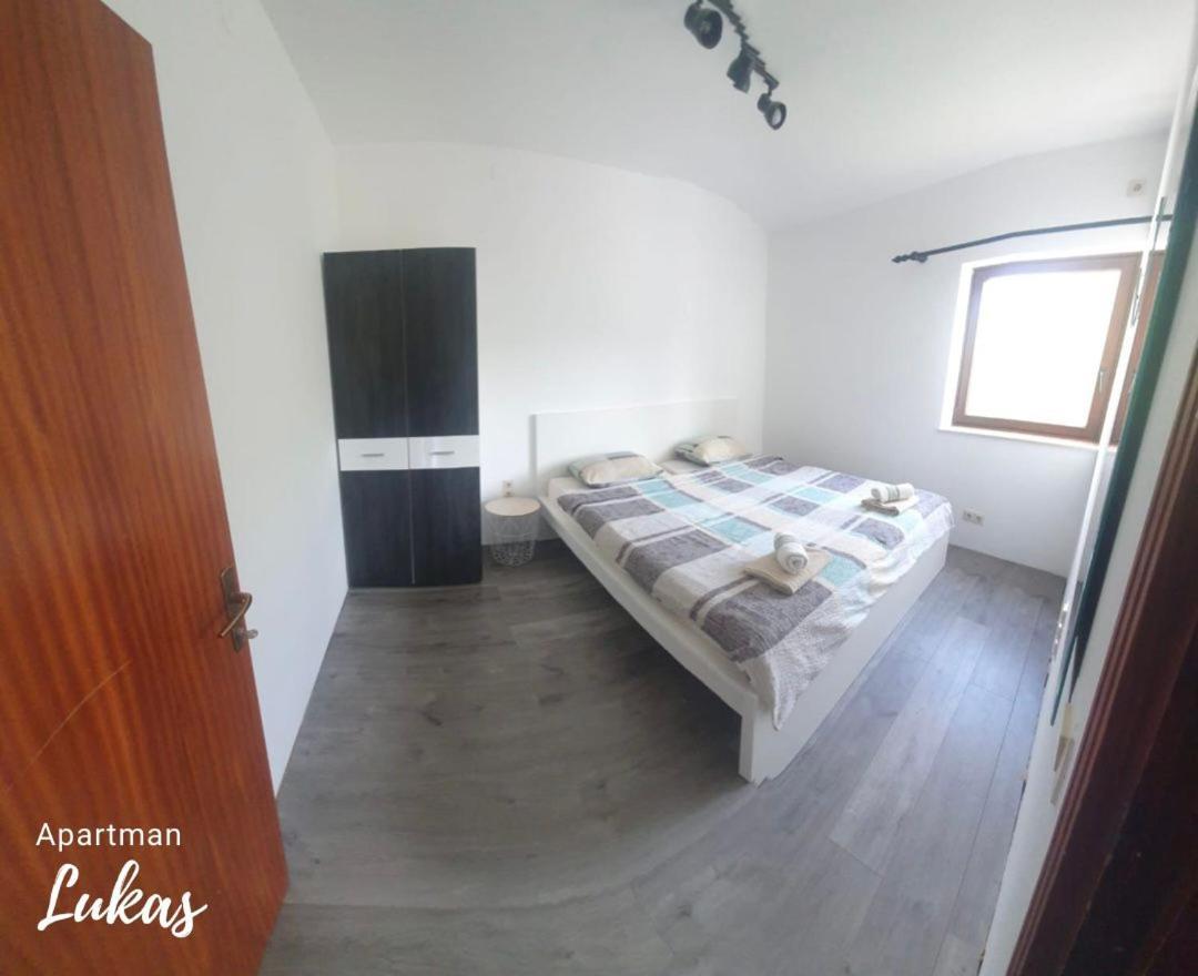 Apartmani Mazzarolli Jadranovo Pokój zdjęcie