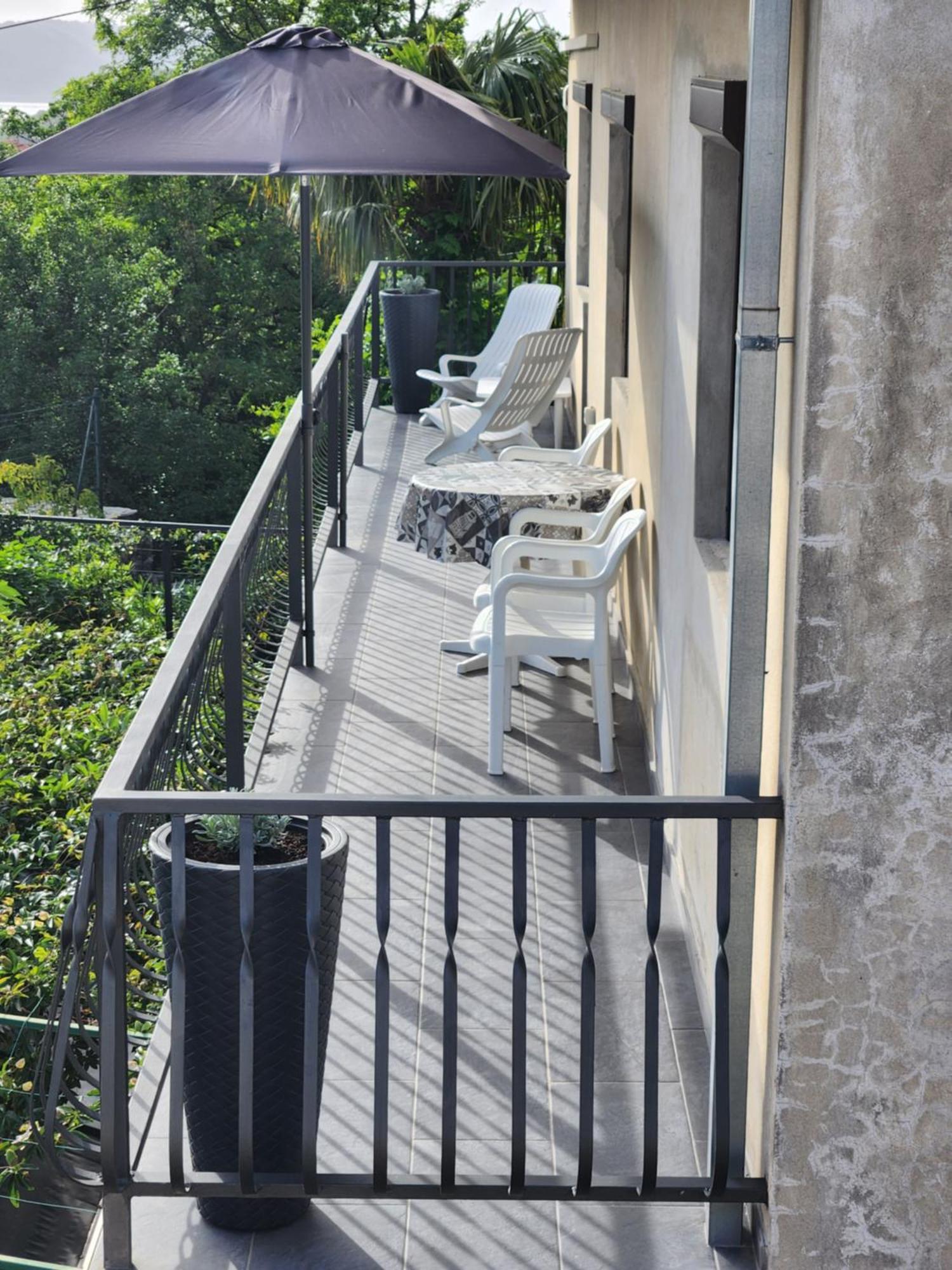 Apartmani Mazzarolli Jadranovo Zewnętrze zdjęcie